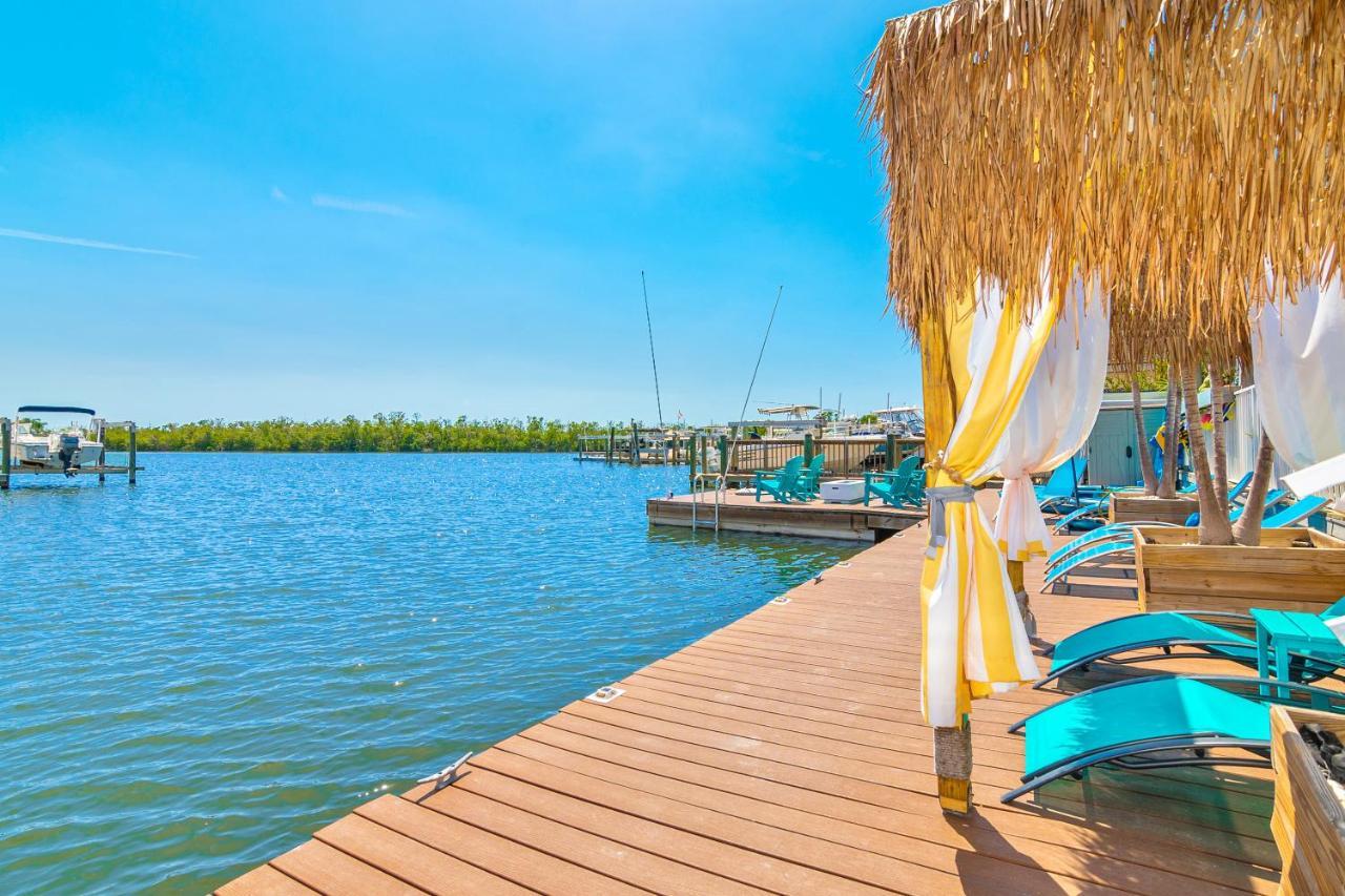 Latitude 26 Waterfront Boutique Resort - Бонита-Спрингс Экстерьер фото